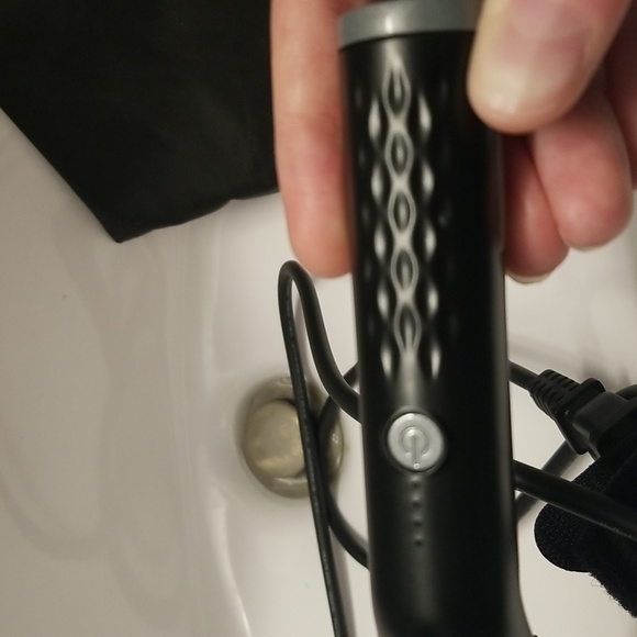 Beard Straightener - Picture 5 of 9